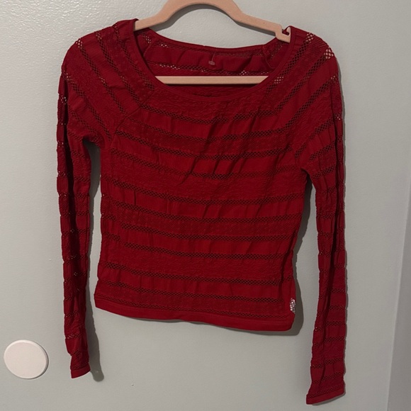 NWOT Free People Movement Take On Me Layer Top - Winterberry Size M/L - Picture 5 of 9